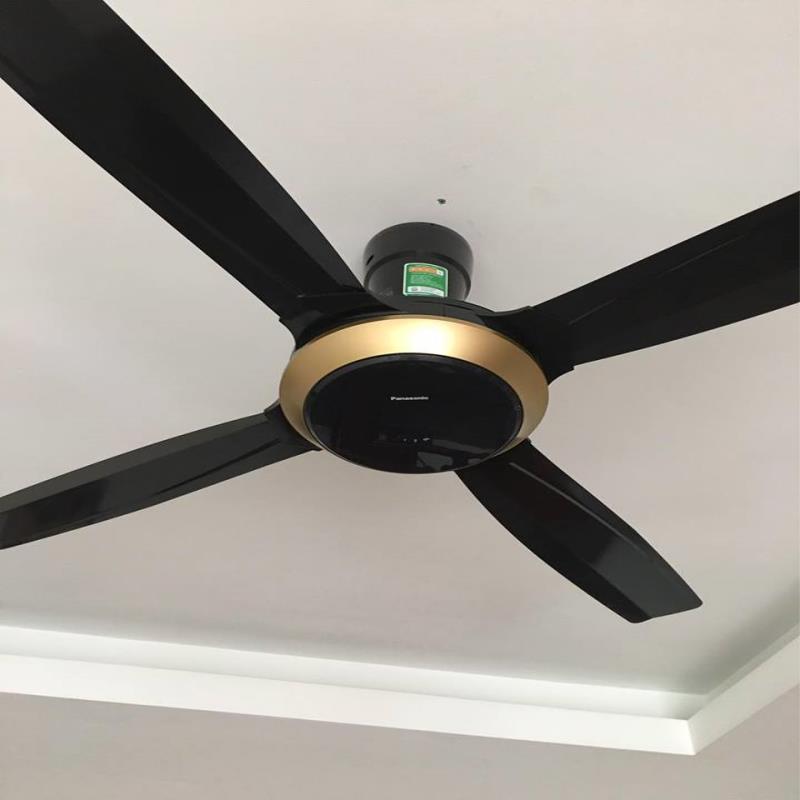 Quạt 4 cánh F-56XPG (trắng/ đen)