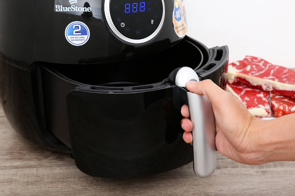 Nồi chiên không dầu Bluestone AFB-5876 5.5 lít điện tử