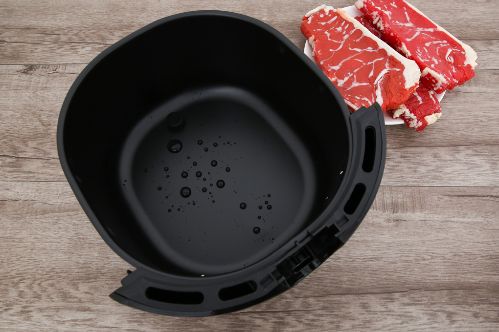 Nồi chiên không dầu Bluestone AFB-5876 5.5 lít điện tử